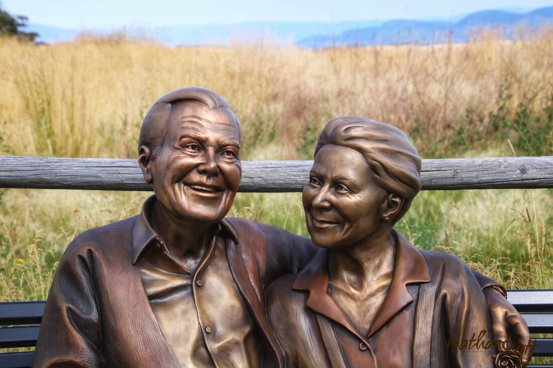 elderly couple love memory bronze commission sculpture nathan scott